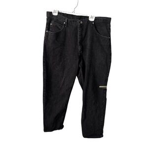 Wrangler | Relaxed Fit Black Jeans | Size 38x30